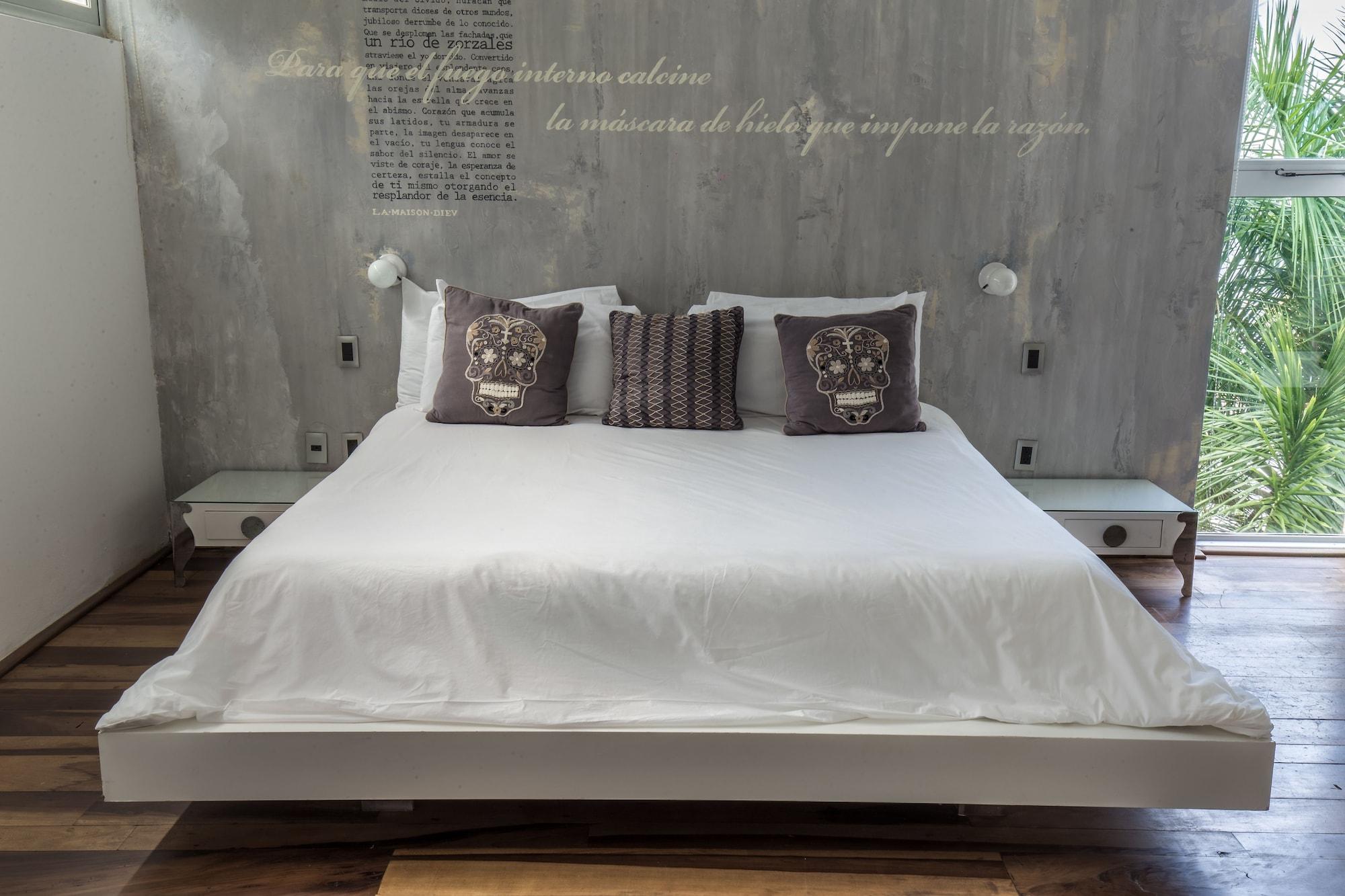 Be Playa Hotel Boutique & Rooftop Bar Плая дел Кармен Екстериор снимка