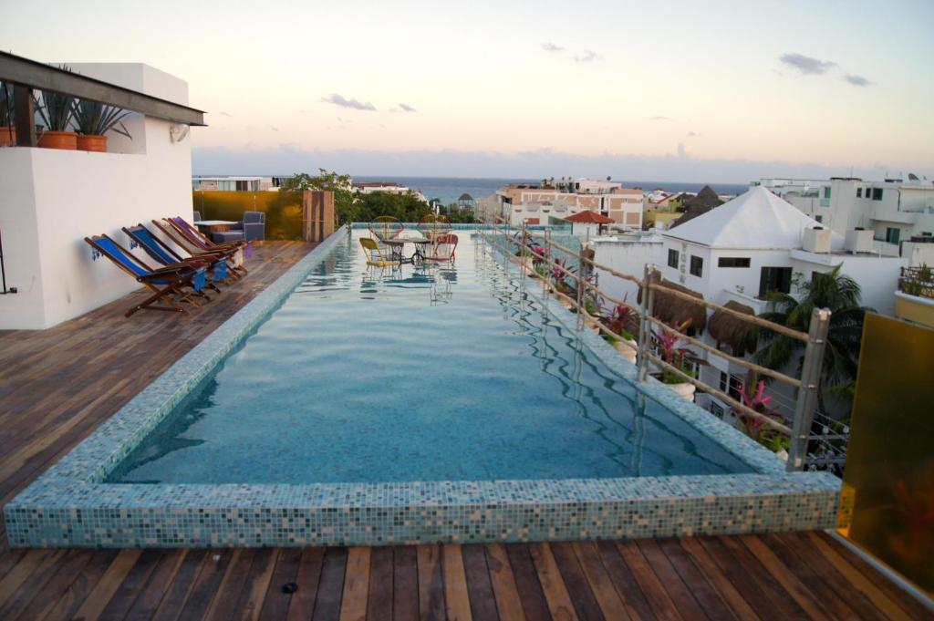 Be Playa Hotel Boutique & Rooftop Bar Плая дел Кармен Екстериор снимка